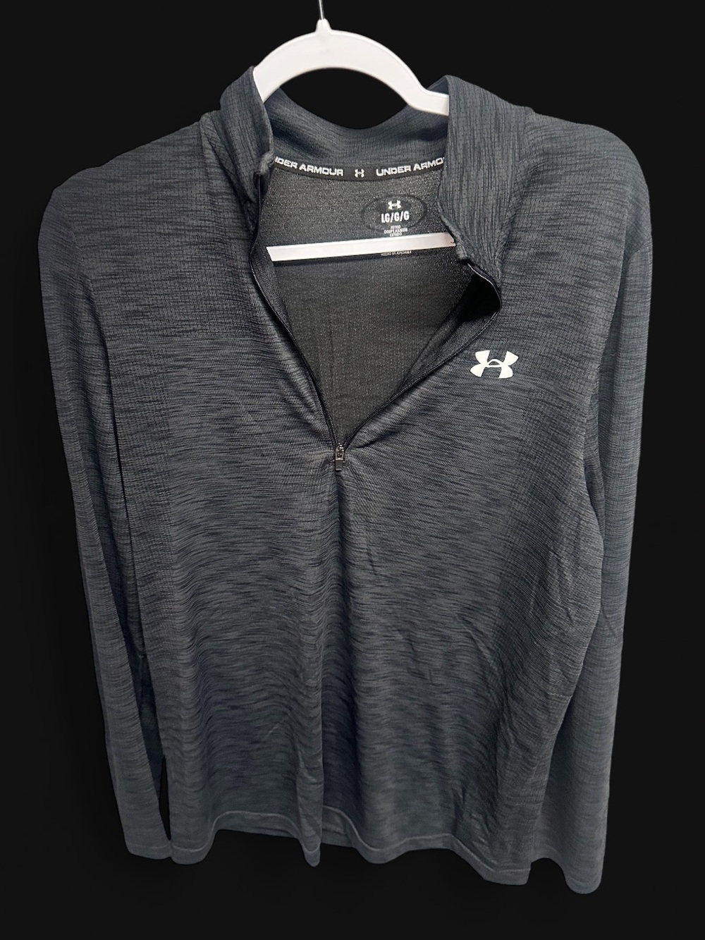 Under Armour Men's Charcoal Heather Quarter-Zip Performance Top